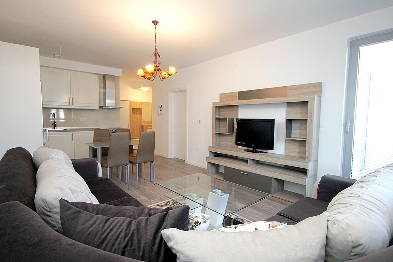 Apartment Melina Dobra Voda Εξωτερικό φωτογραφία