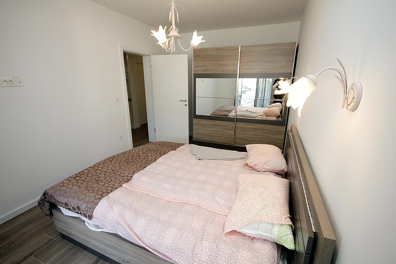 Apartment Melina Dobra Voda Εξωτερικό φωτογραφία