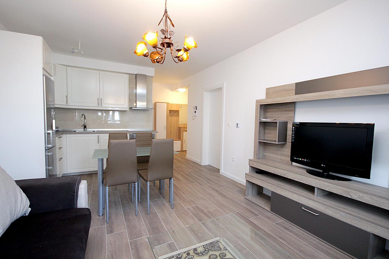 Apartment Melina Dobra Voda Εξωτερικό φωτογραφία
