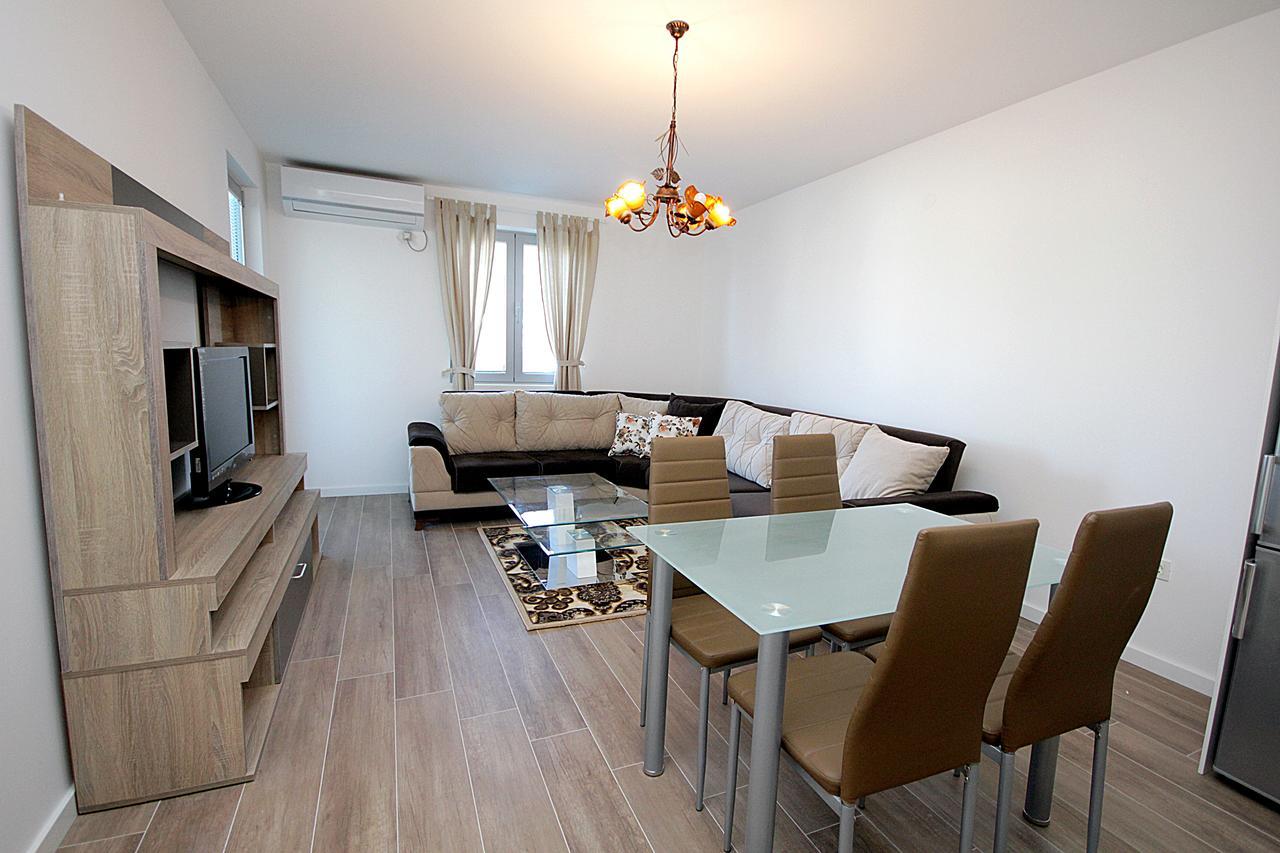 Apartment Melina Dobra Voda Εξωτερικό φωτογραφία