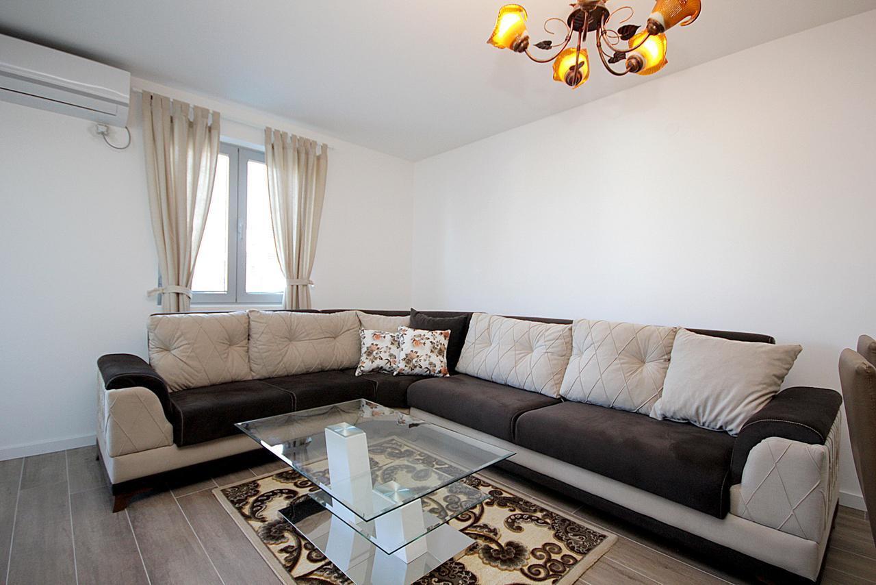 Apartment Melina Dobra Voda Εξωτερικό φωτογραφία